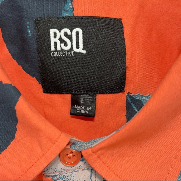 RSQ Shirt Mens Large Peach w/ Rose Pattern Short Sleeve Button up - Picture 7 of 9